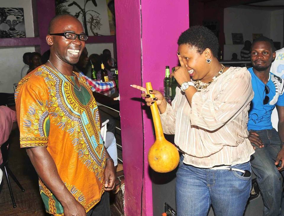 Dons Club & Restaurant Kampala Uganda, Good food in Kampala, Food & Drink,  Top Bar, Top Restaurant, Lounge, Top Bar and Lounge, Food, Beer, Wine, Spirits, Cocktail bar, Amazing beer prices,  Cheap Beer, Great Place to Drink after work , Gins and local beers,  grilled food and wood-fired pizzas,  Chatting and Drinking, Chilling with friends and mates, Date night, Eating and Drinking, Private parties, Drinking and Dancing, Cocktail Bar, Lounge Bar, Party Bar,  Kampala Pub, Lively DJ nights,  Lively Music, Great Beer Drink Out,  Tasteful Delicious food in Kampala, Amazing Drinking Joint in  Kampala Uganda, Ugabox